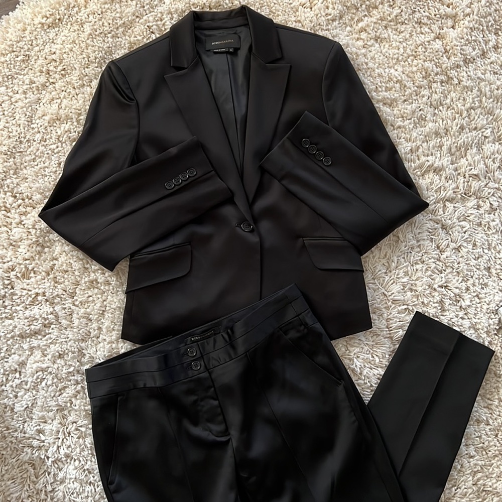 BCBG MaxAzria black ankle pant suit